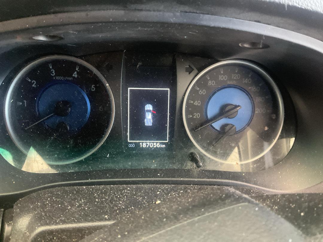 Photo '25' of Toyota Hilux SR5 TD DC