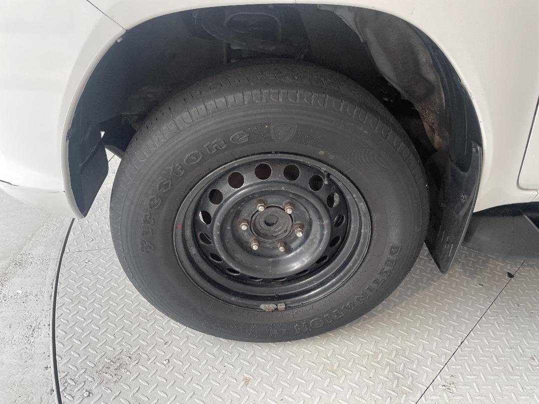 Photo '10' of Toyota Hilux