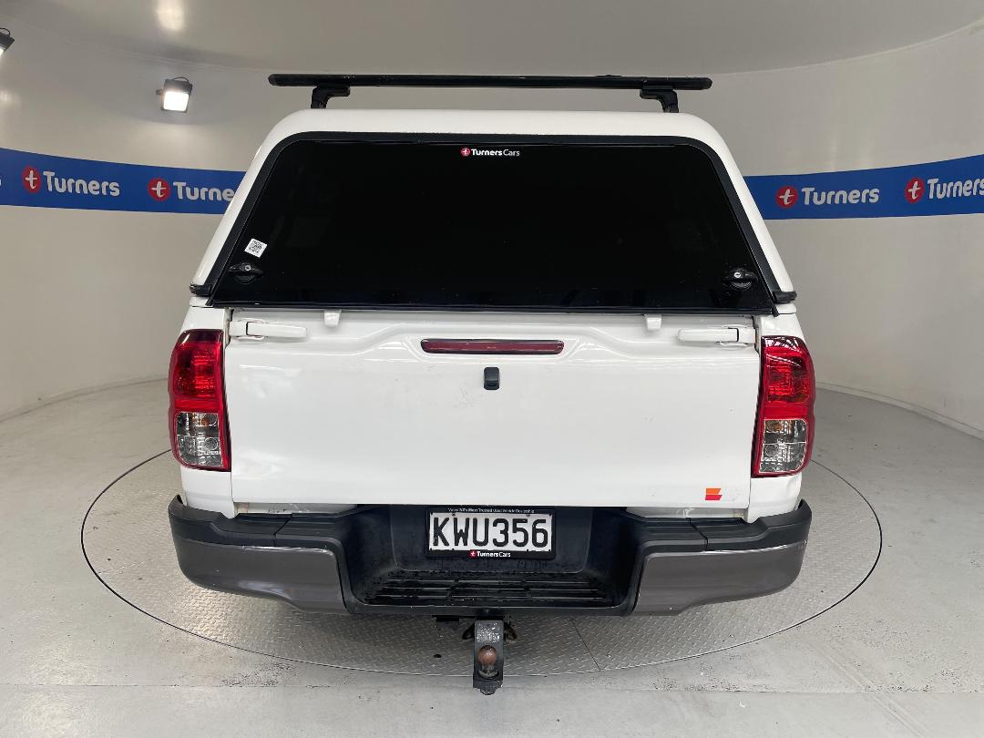 Photo '6' of Toyota Hilux