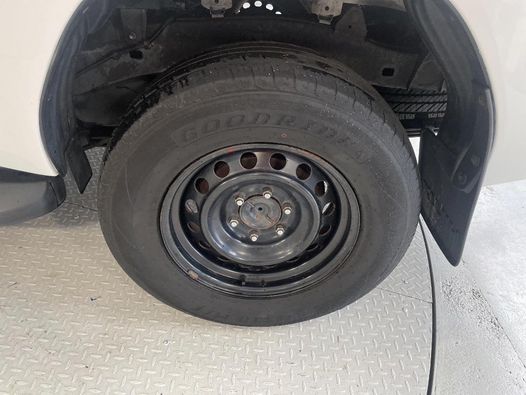 Photo '11' of Toyota Hilux