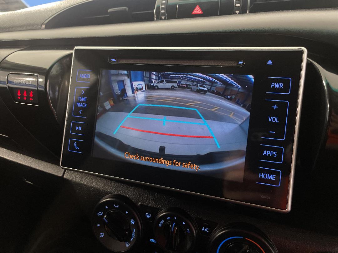 Photo '29' of Toyota Hilux