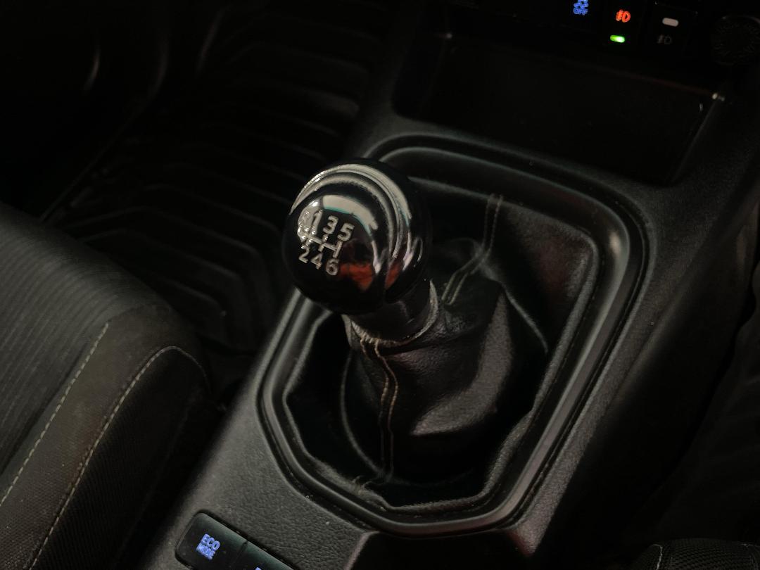 Photo '31' of Toyota Hilux