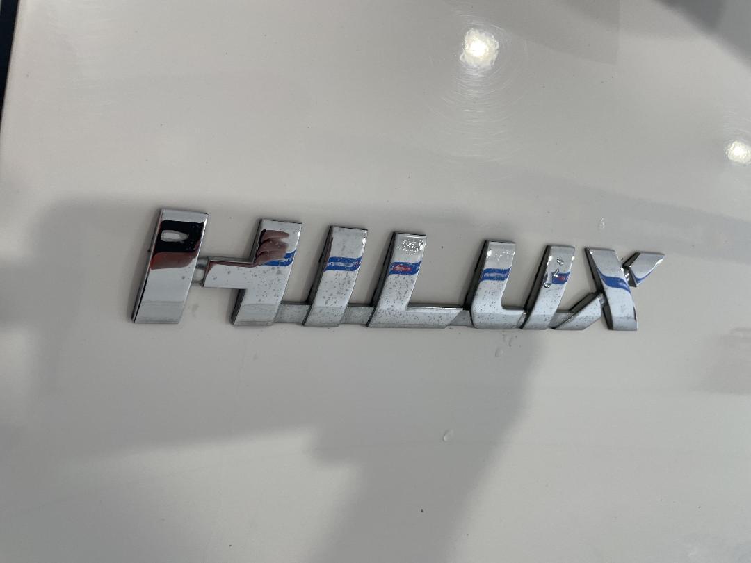 Photo '35' of Toyota Hilux