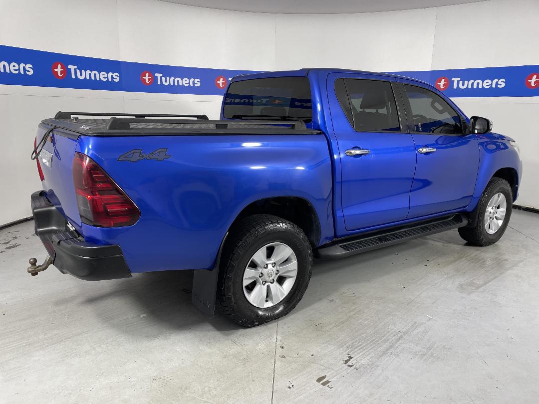 Photo '7' of Toyota Hilux Photo '7' of Toyota Hilux