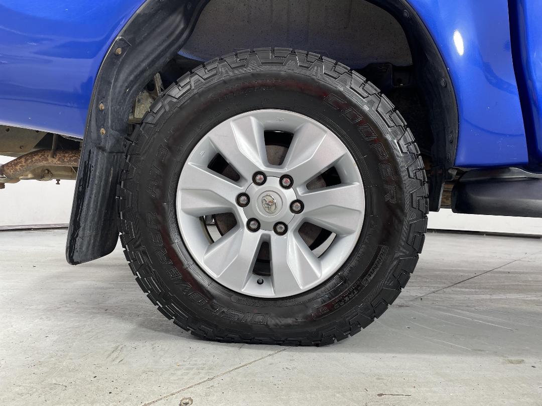 Photo '12' of Toyota Hilux Photo '12' of Toyota Hilux