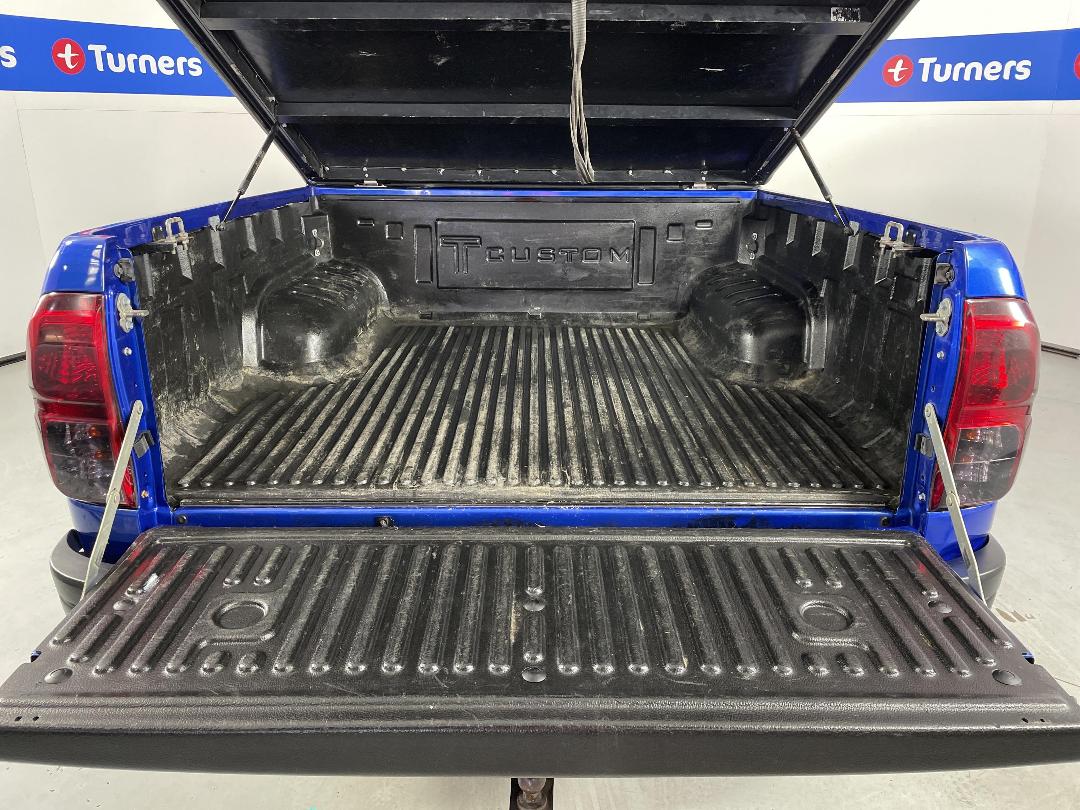 Photo '14' of Toyota Hilux Photo '14' of Toyota Hilux