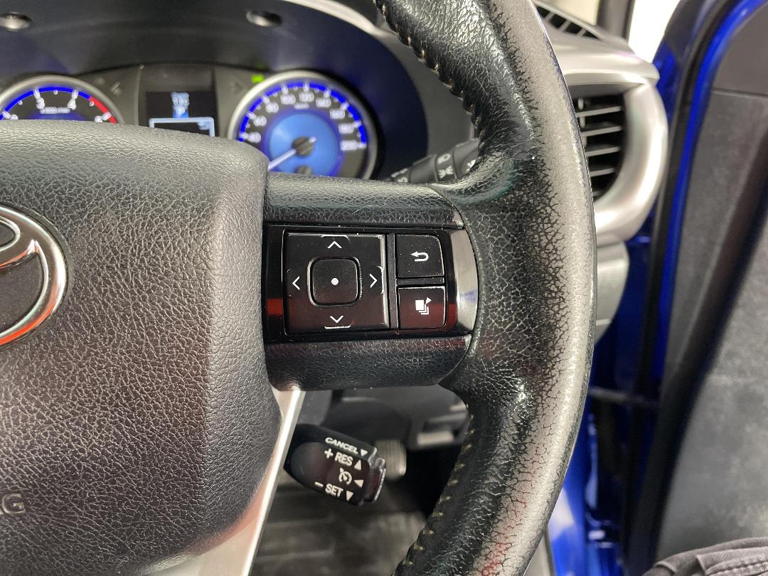 Photo '30' of Toyota Hilux Photo '30' of Toyota Hilux