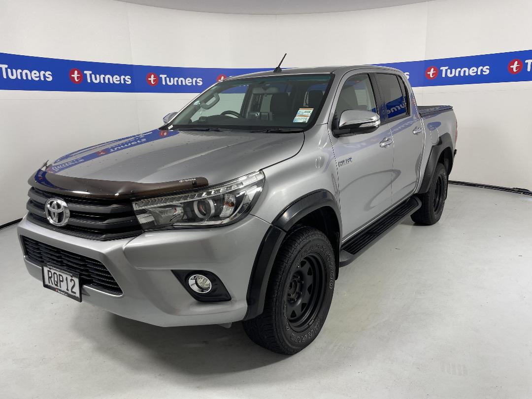 Photo '4' of Toyota Hilux
