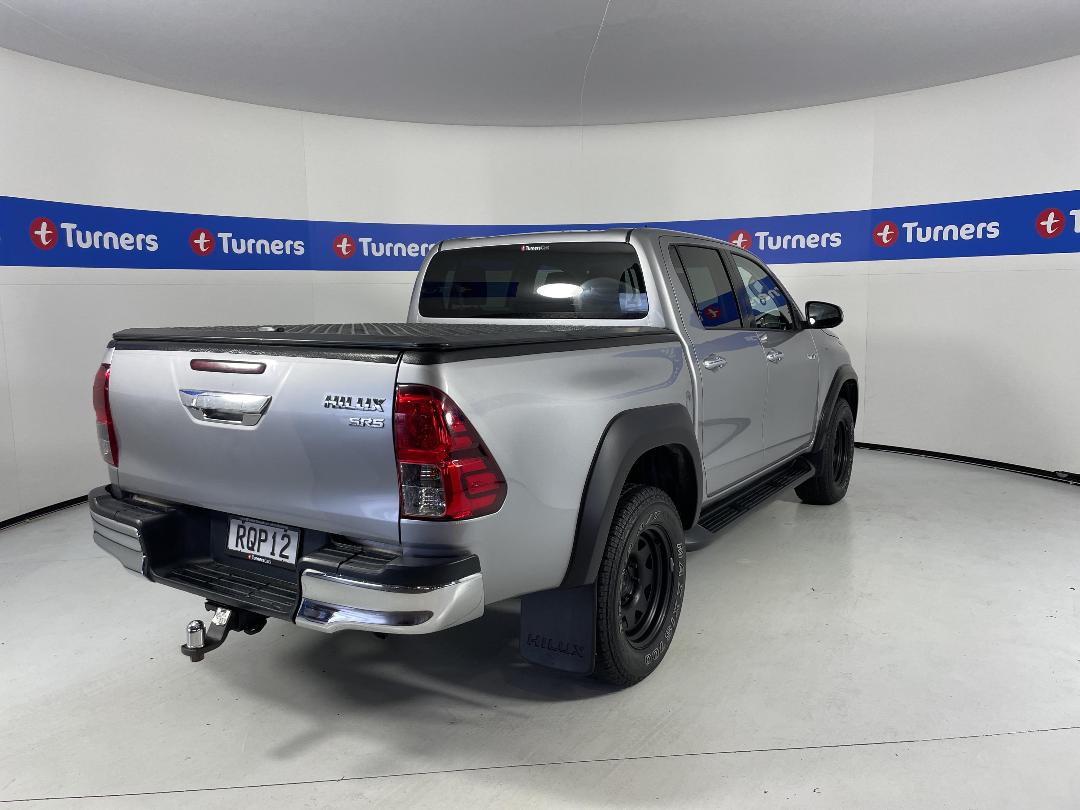 Photo '7' of Toyota Hilux