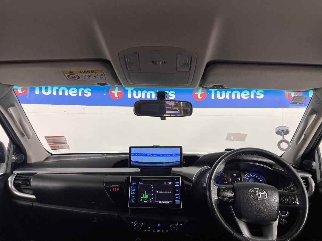 Photo '17' of Toyota Hilux