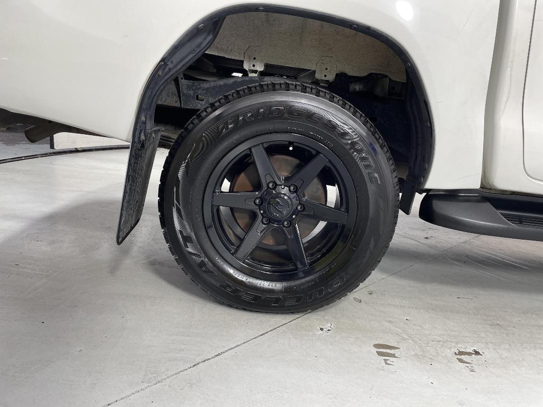 Photo '12' of Toyota Hilux Photo '12' of Toyota Hilux