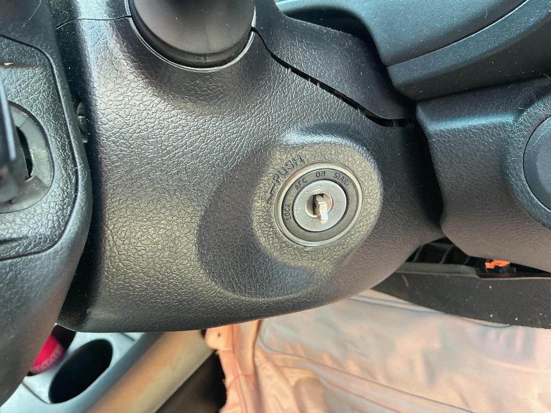 Photo '15' of Toyota Hilux SR TD DC