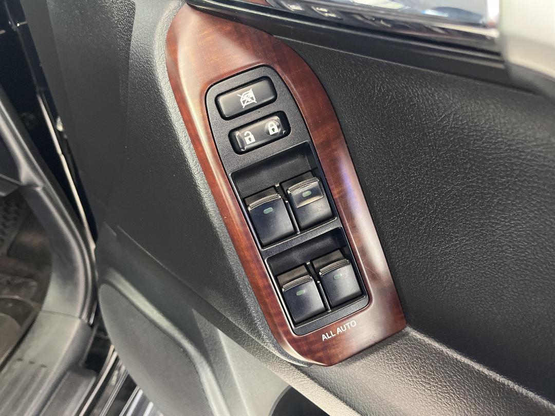 Photo '23' of Toyota Landcruiser Prado