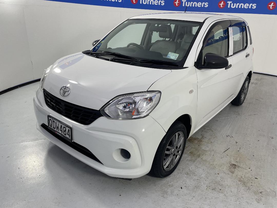 Photo '4' of Toyota Passo