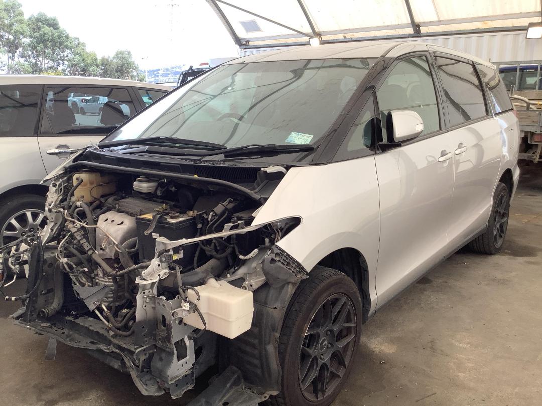 Photo '7' of Toyota Previa Photo '7' of Toyota Previa