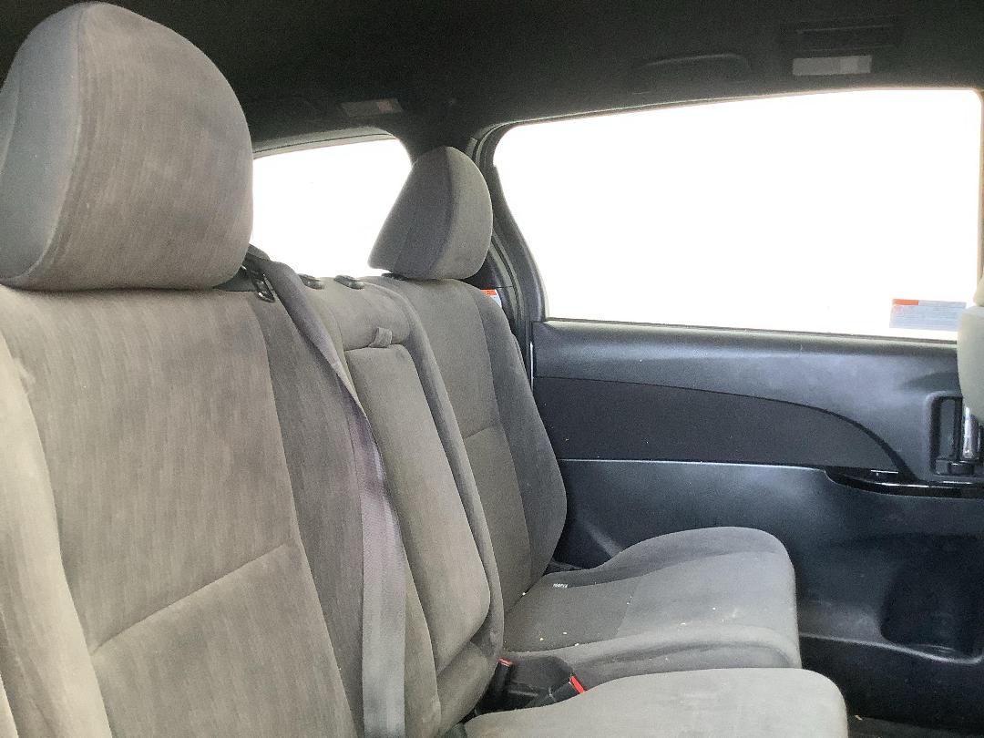 Photo '13' of Toyota Previa Photo '13' of Toyota Previa