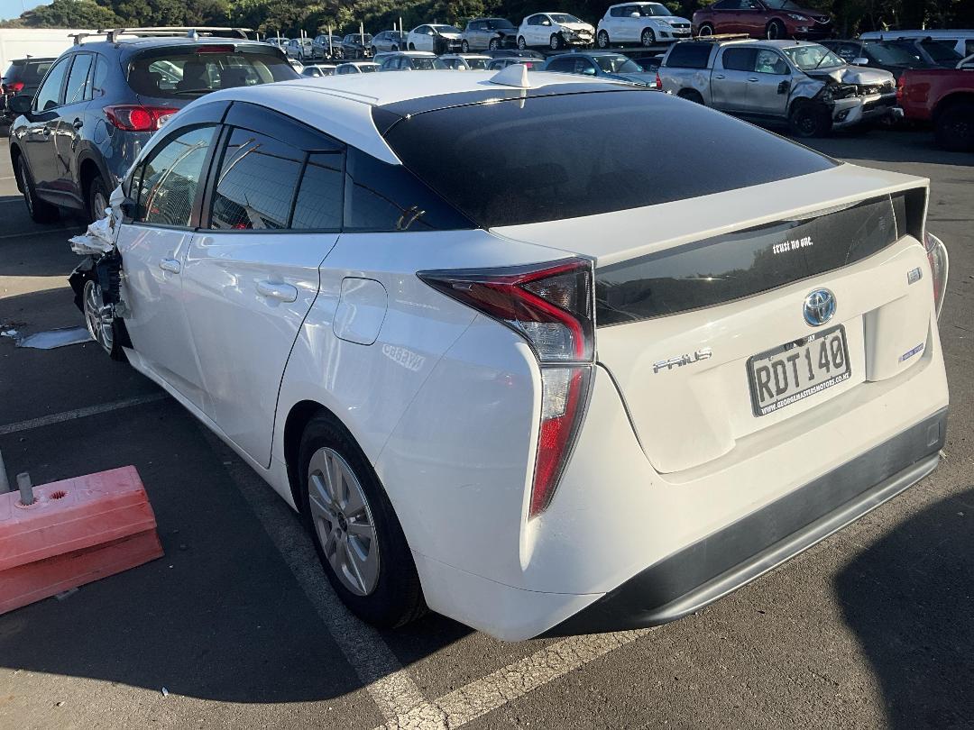 Photo '3' of Toyota Prius Hybrid