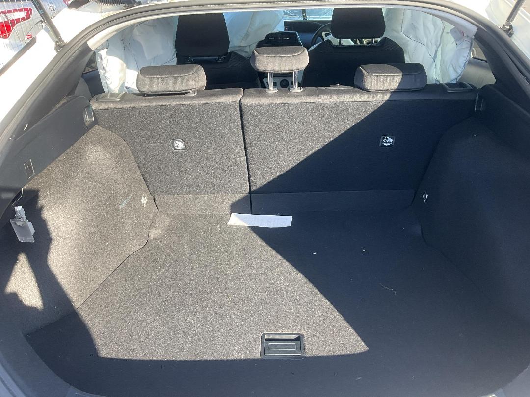 Photo '6' of Toyota Prius Hybrid