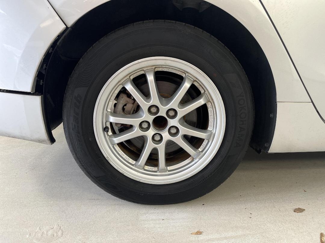 Photo '12' of Toyota Prius