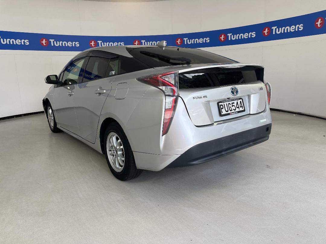 Photo '5' of Toyota Prius