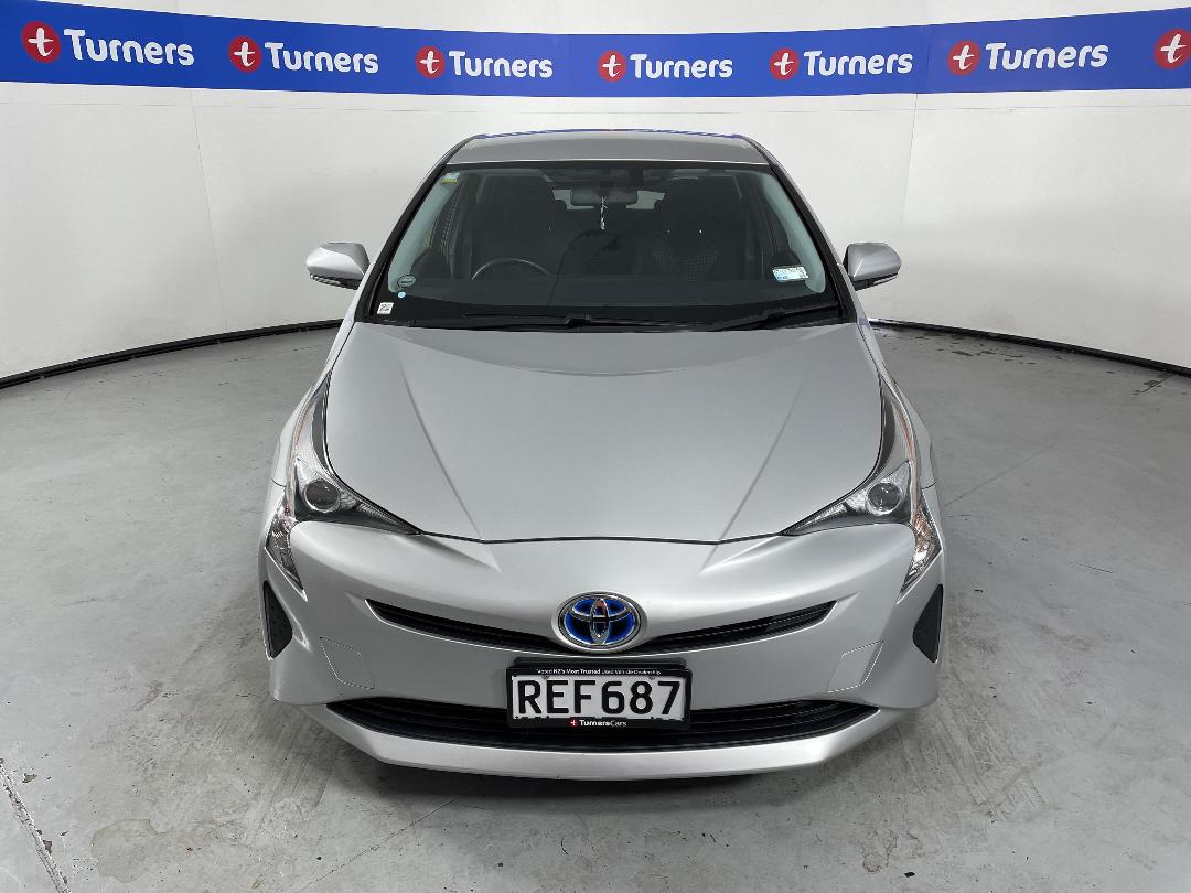 Photo '2' of Toyota Prius Photo '2' of Toyota Prius