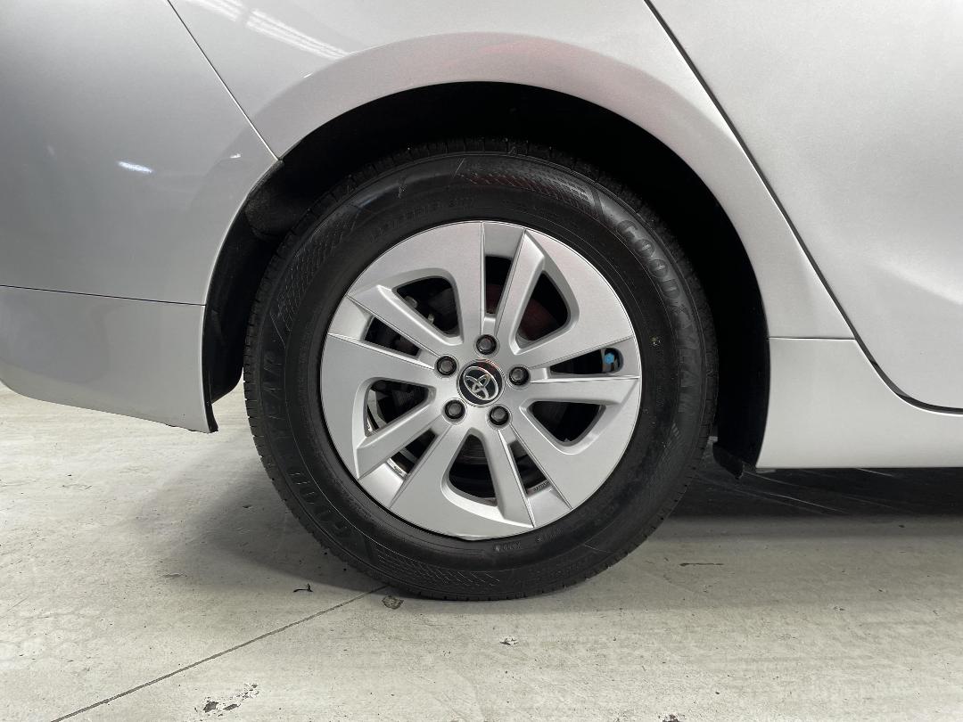 Photo '12' of Toyota Prius Photo '12' of Toyota Prius