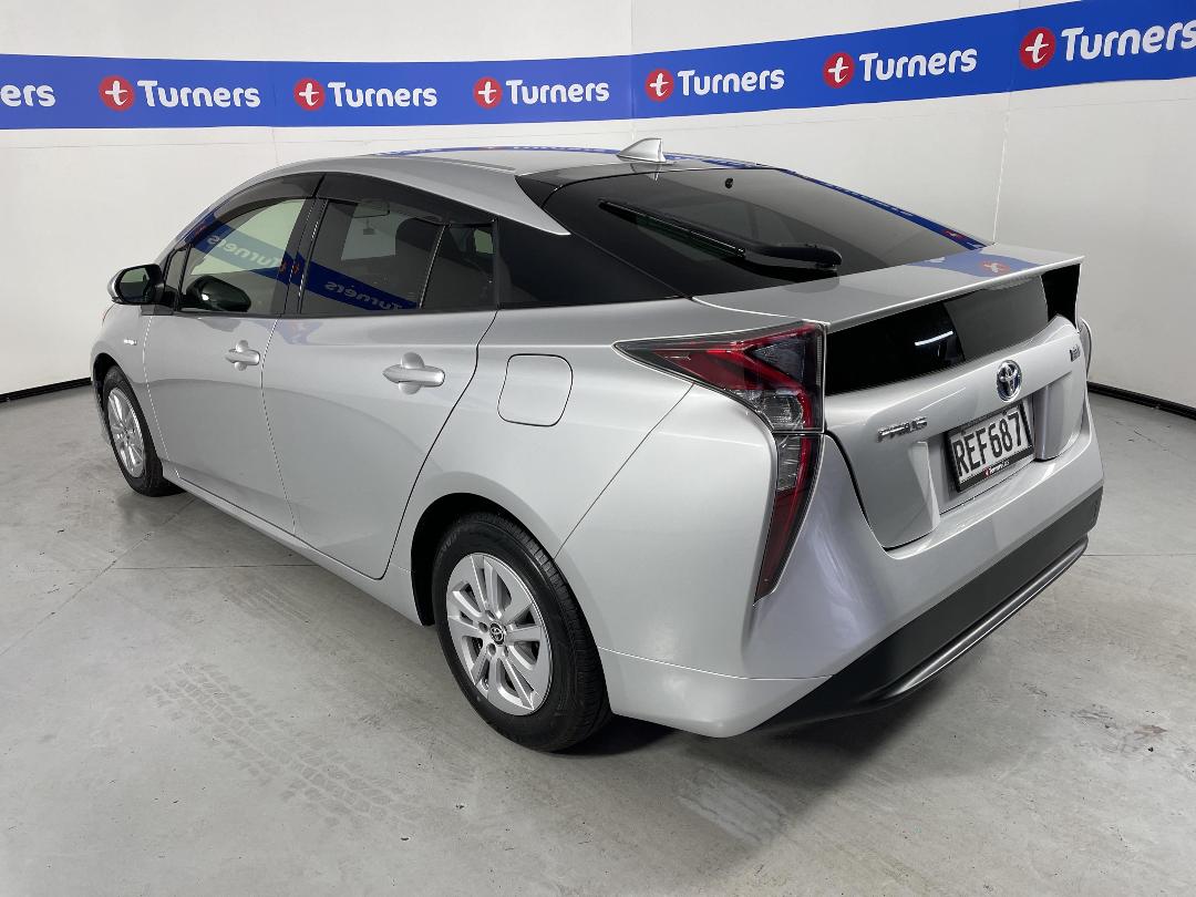 Photo '5' of Toyota Prius Photo '5' of Toyota Prius