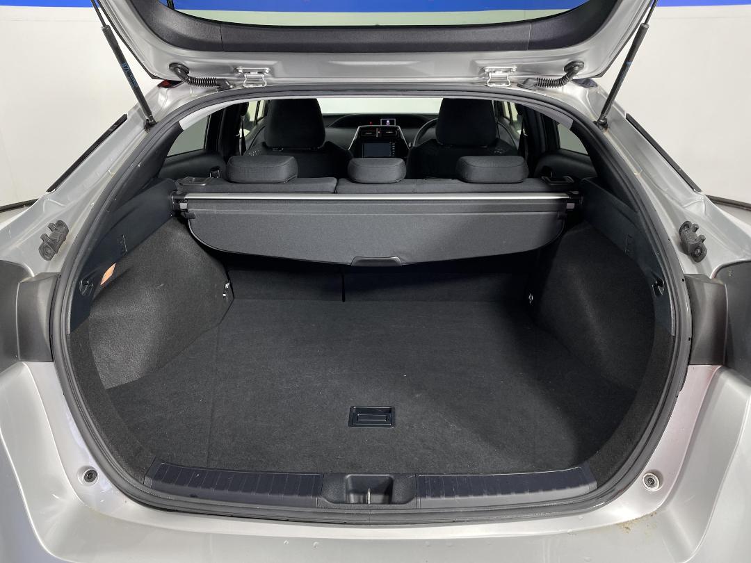 Photo '14' of Toyota Prius Photo '14' of Toyota Prius