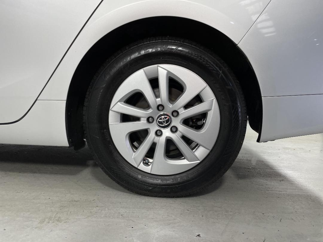 Photo '11' of Toyota Prius Photo '11' of Toyota Prius