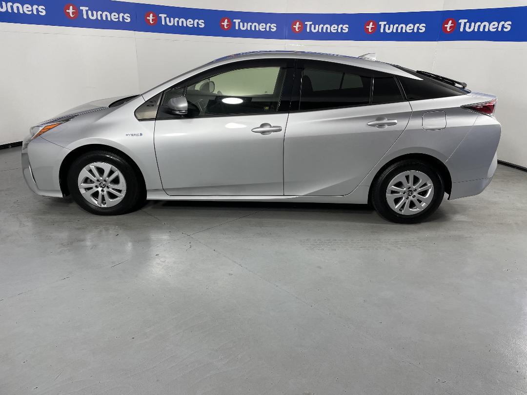 Photo '24' of Toyota Prius Photo '24' of Toyota Prius