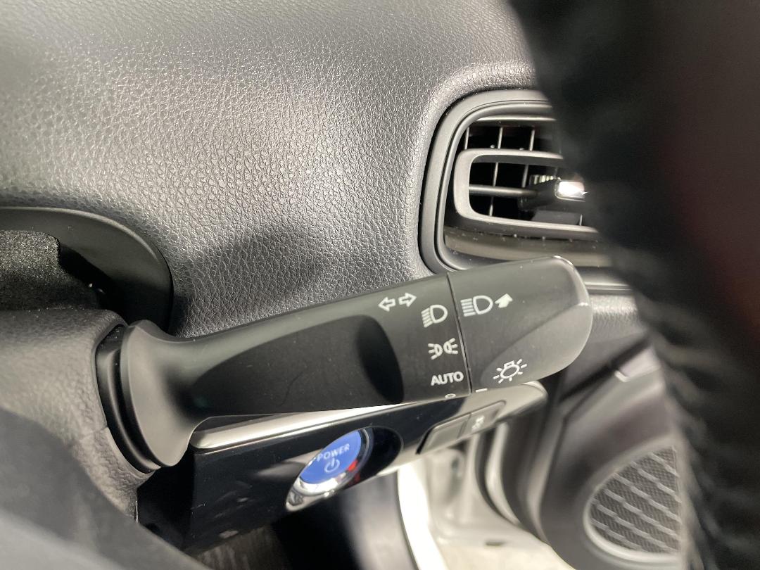 Photo '27' of Toyota Prius Photo '27' of Toyota Prius