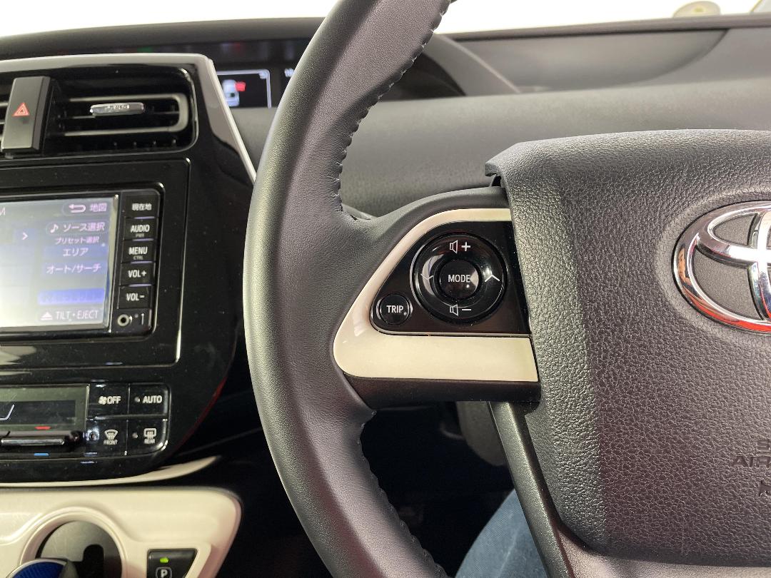 Photo '25' of Toyota Prius Photo '25' of Toyota Prius