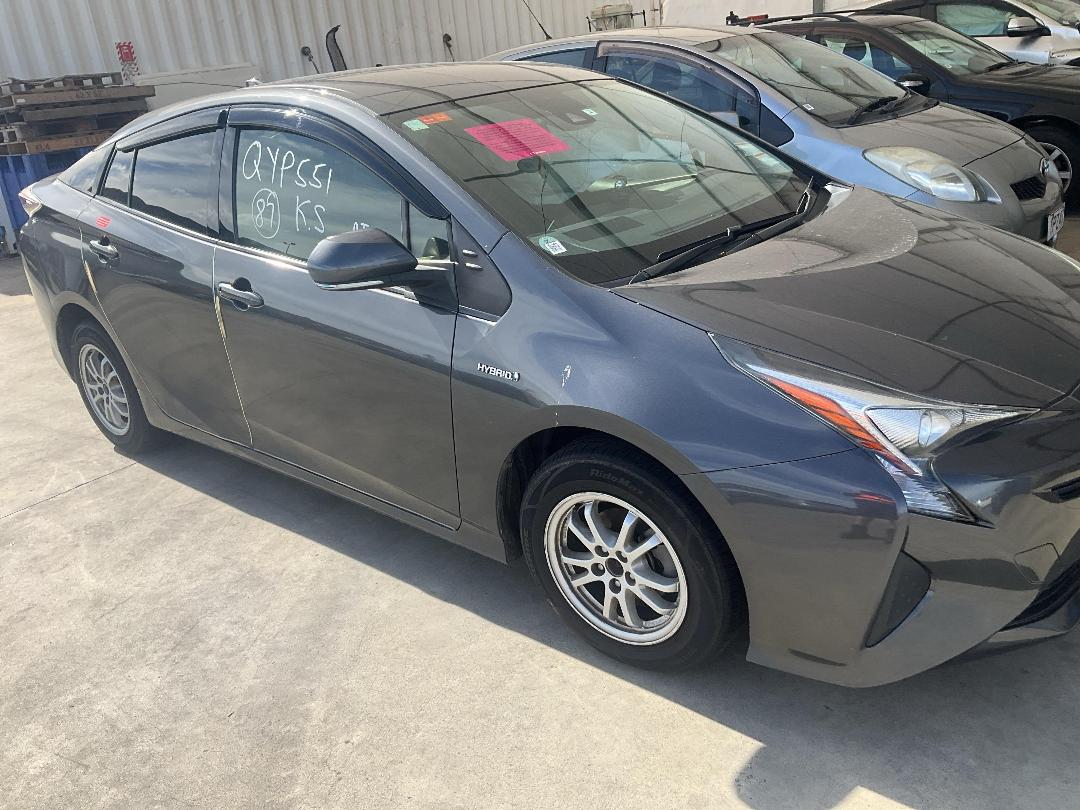 Photo '6' of Toyota Prius