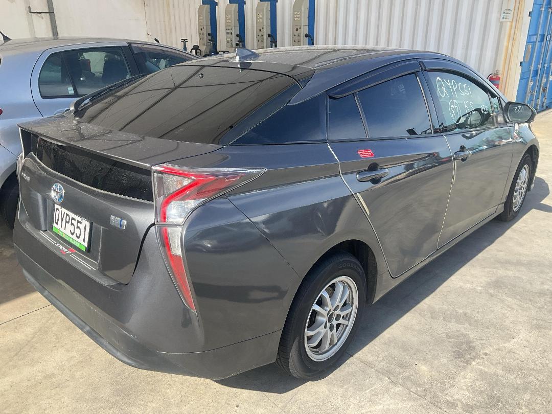 Photo '5' of Toyota Prius