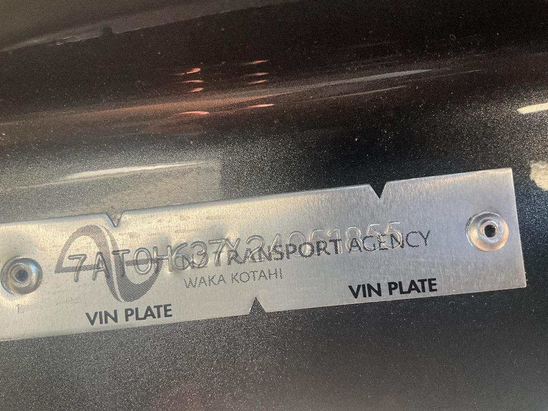 Photo '16' of Toyota Prius