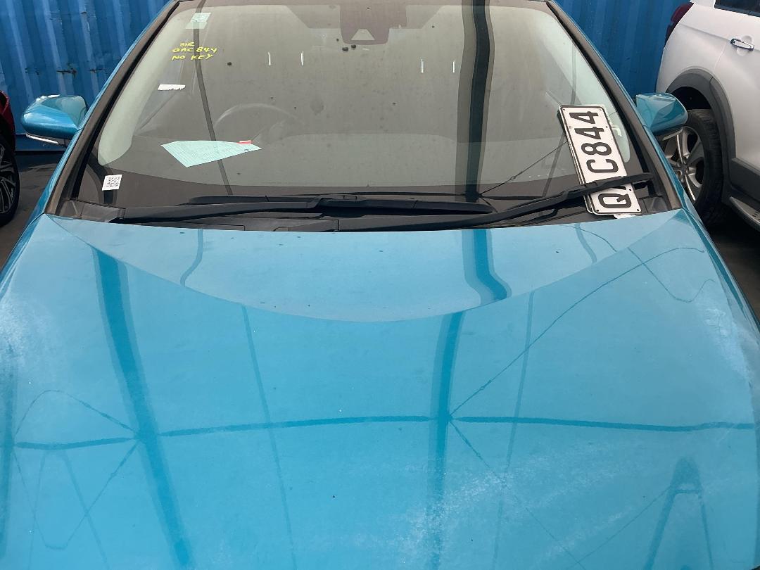 Photo '2' of Toyota Prius Phev Photo '2' of Toyota Prius Phev