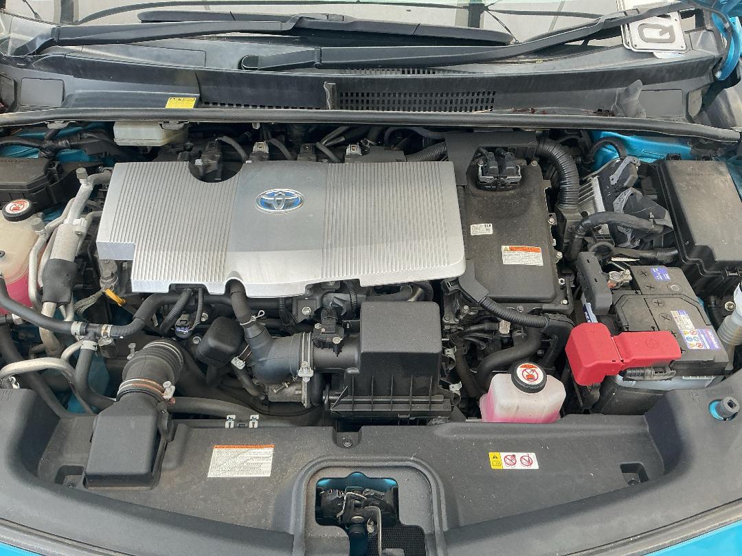 Photo '13' of Toyota Prius Phev Photo '13' of Toyota Prius Phev