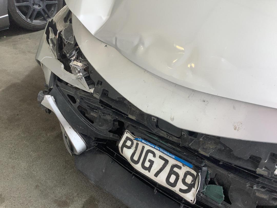 Photo '3' of Toyota Prius PHV Photo '3' of Toyota Prius PHV