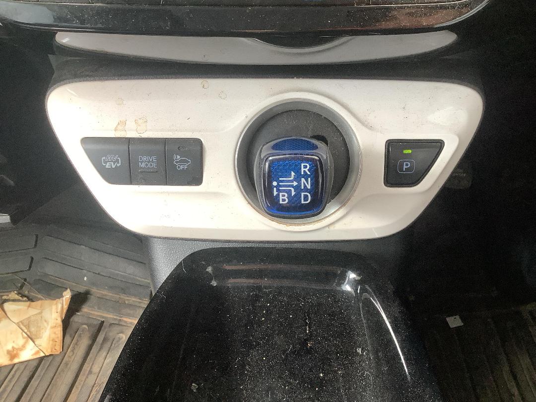 Photo '16' of Toyota Prius PHV Photo '16' of Toyota Prius PHV