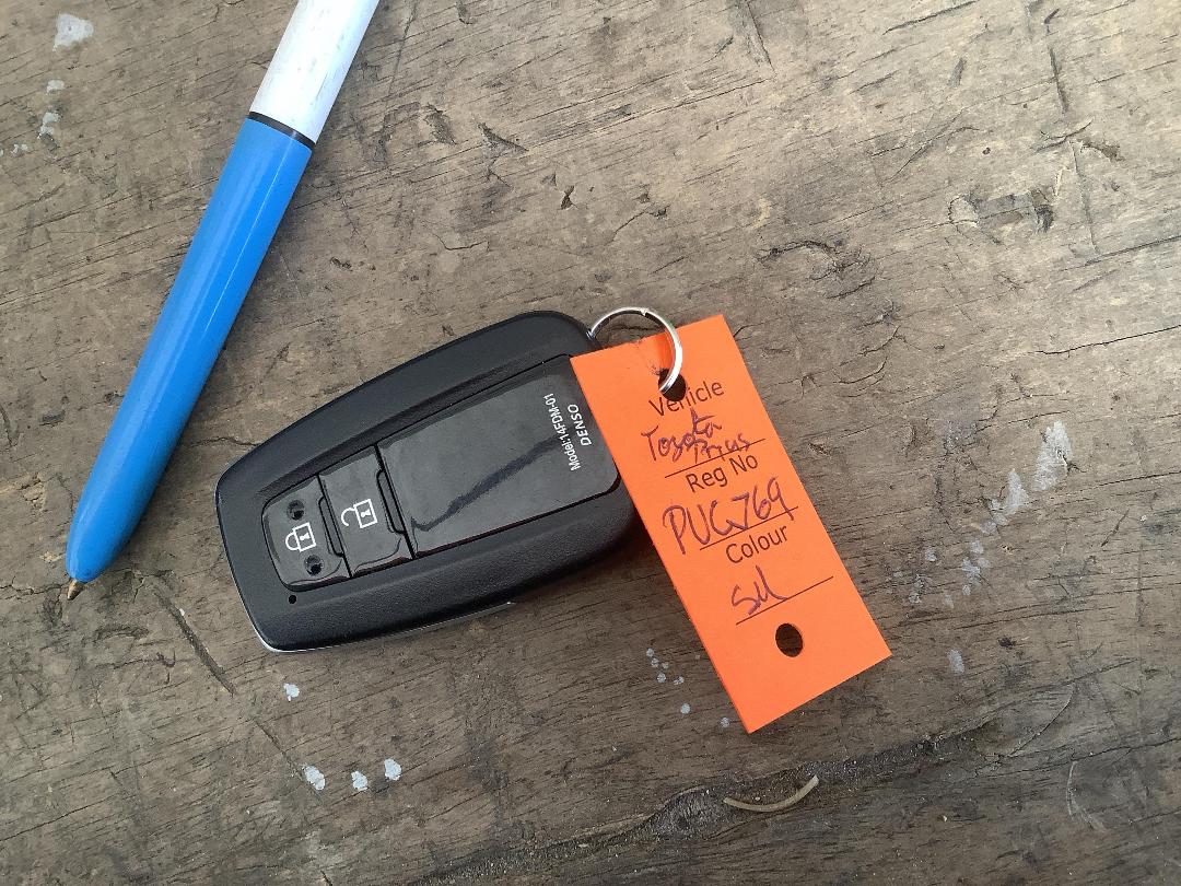 Photo '21' of Toyota Prius PHV Photo '21' of Toyota Prius PHV