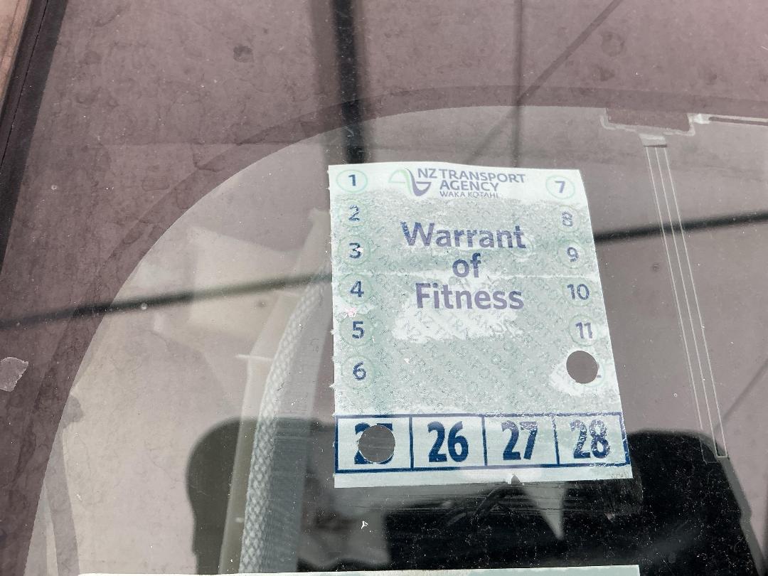 Photo '21' of Toyota Prius Hybrid