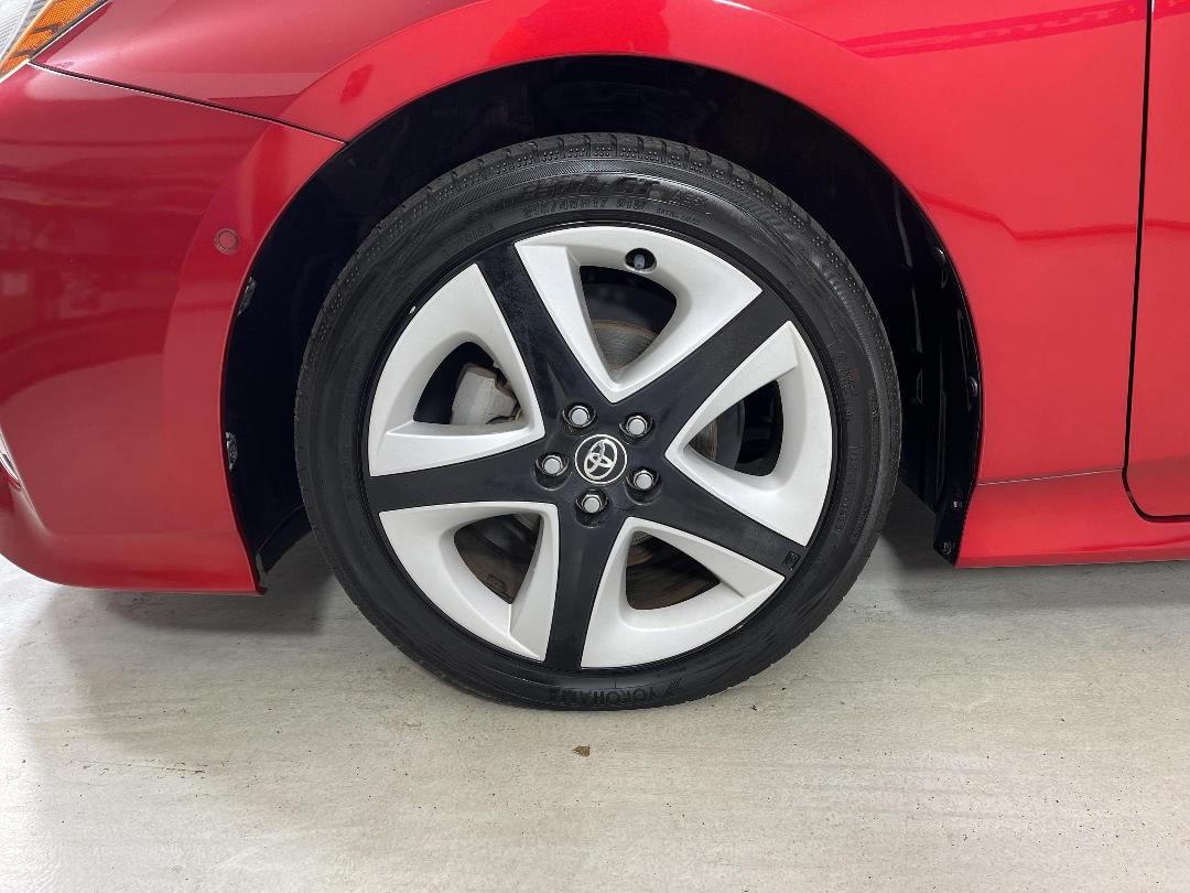 Photo '10' of Toyota Prius