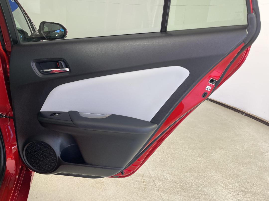 Photo '19' of Toyota Prius