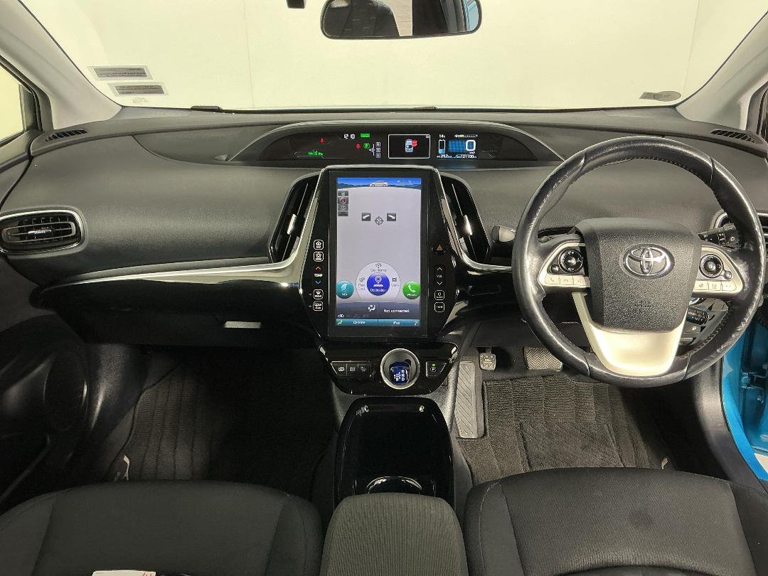 Photo '17' of Toyota Prius Photo '17' of Toyota Prius