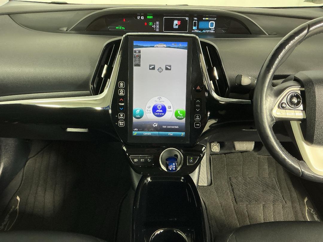 Photo '18' of Toyota Prius Photo '18' of Toyota Prius