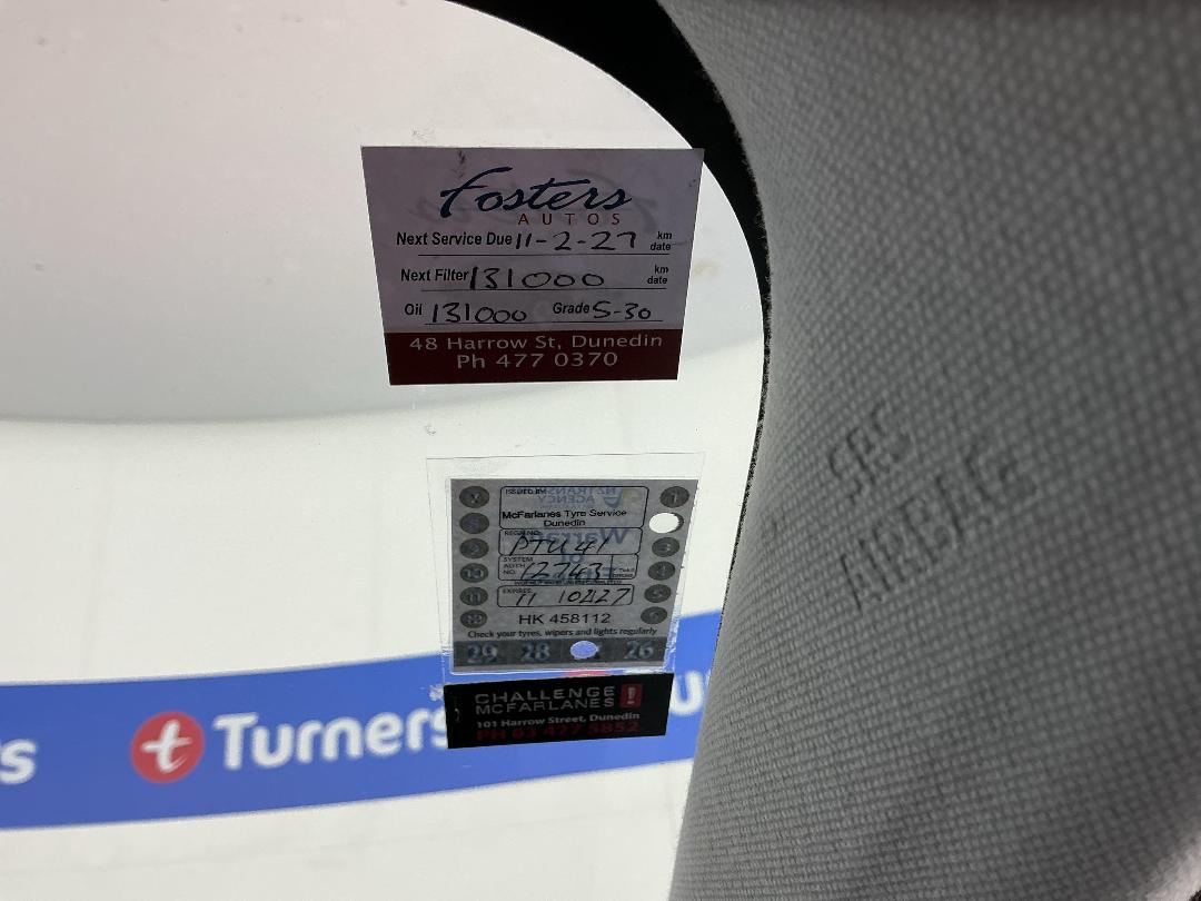 Photo '28' of Toyota Prius Photo '28' of Toyota Prius