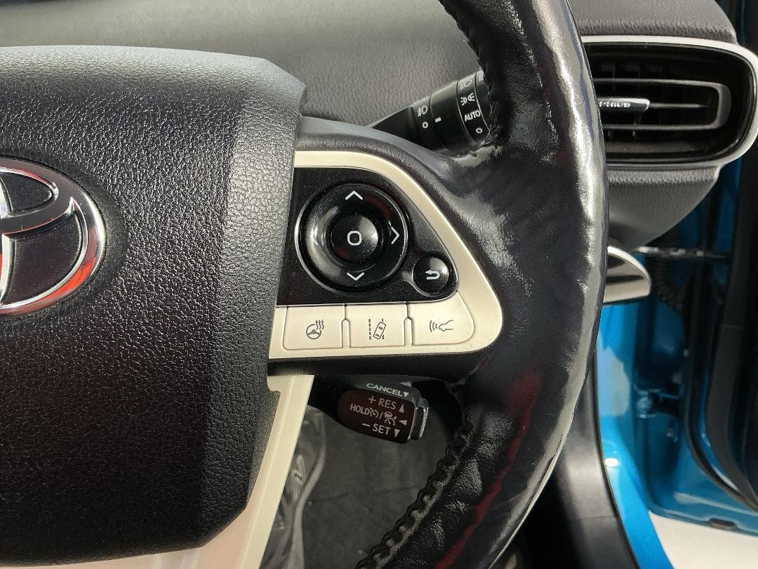 Photo '25' of Toyota Prius Photo '25' of Toyota Prius