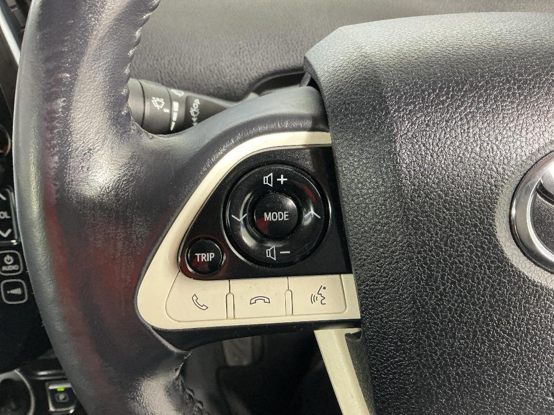 Photo '24' of Toyota Prius Photo '24' of Toyota Prius