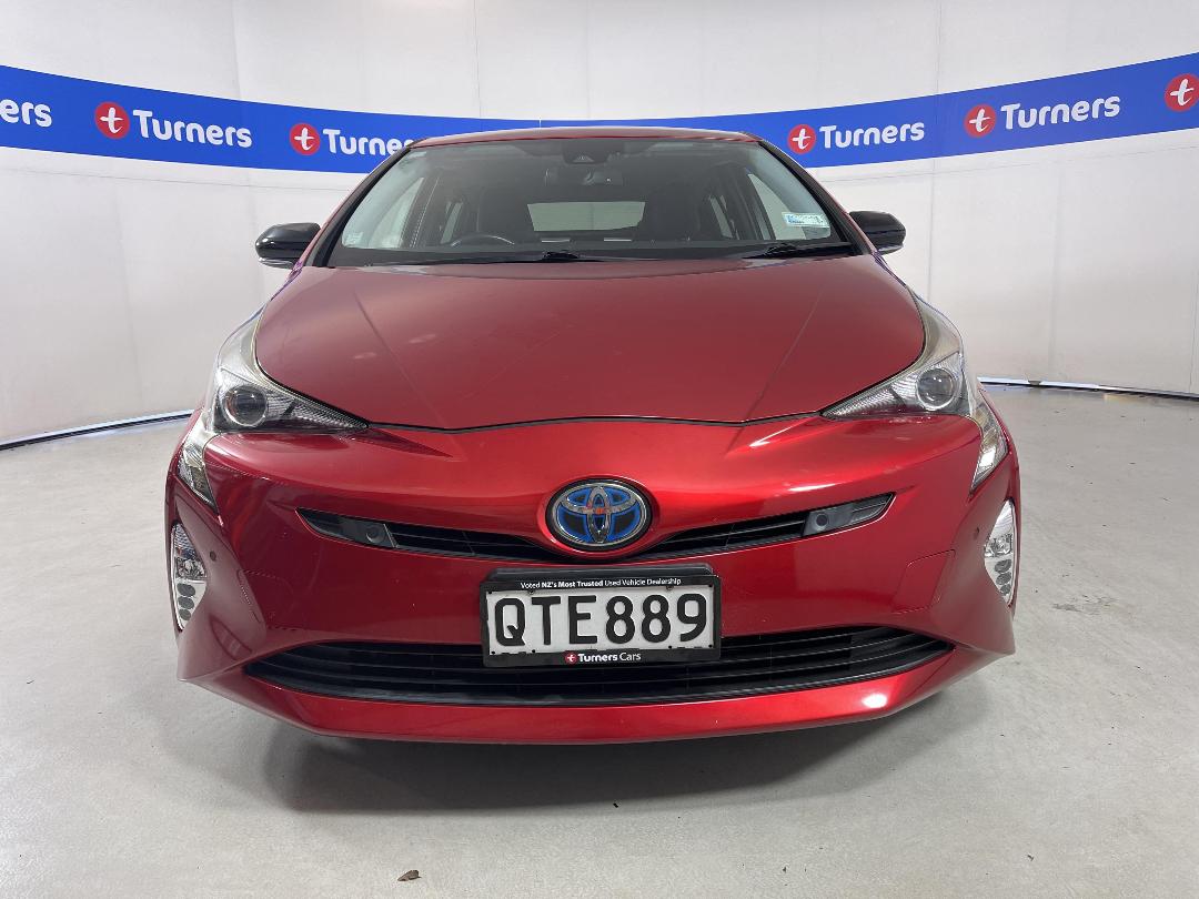 Photo '2' of Toyota Prius Photo '2' of Toyota Prius