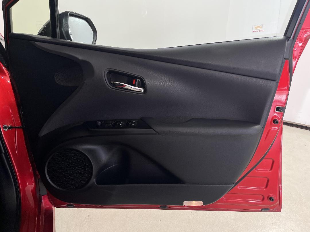 Photo '15' of Toyota Prius Photo '15' of Toyota Prius